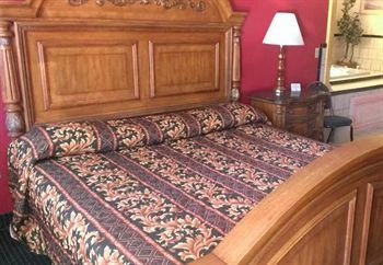 Econo Lodge Norwalk Buitenkant foto