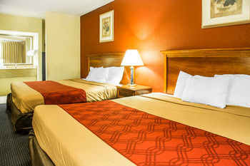 Econo Lodge Norwalk Buitenkant foto