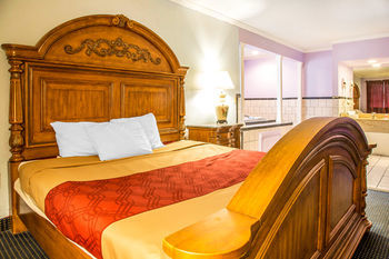 Econo Lodge Norwalk Buitenkant foto